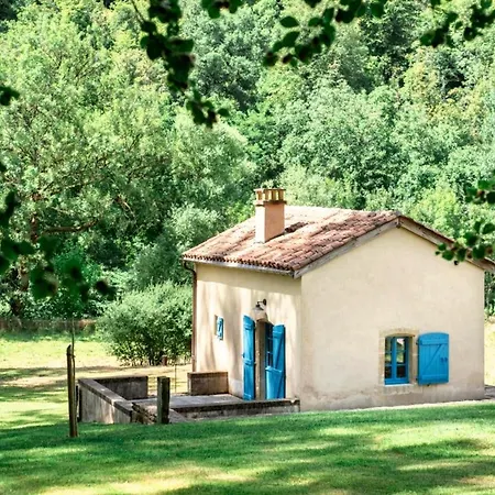 Dom wakacyjny Petite Maison Charmante A Avec Terrasse Et Jardin