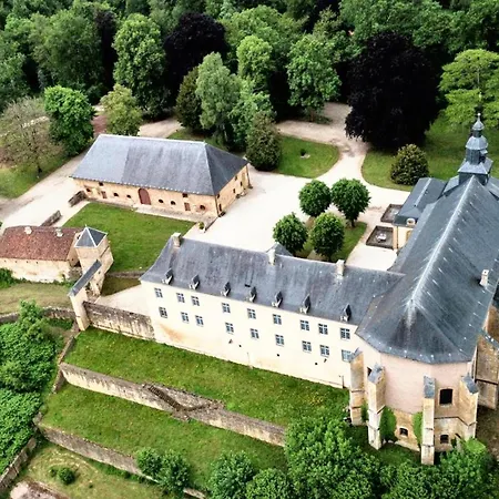 Petite Maison Charmante A Avec Terrasse Et Jardin Dom wakacyjny Cons-la-Grandville